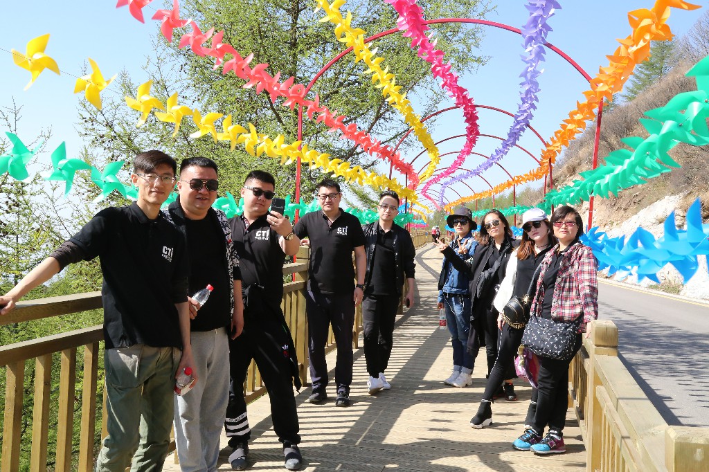 5af2a90419a71.jpg 5af2a90419a71.jpg